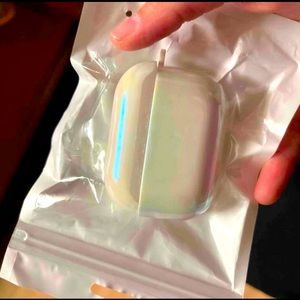 Holographic Pearl airpod pro case